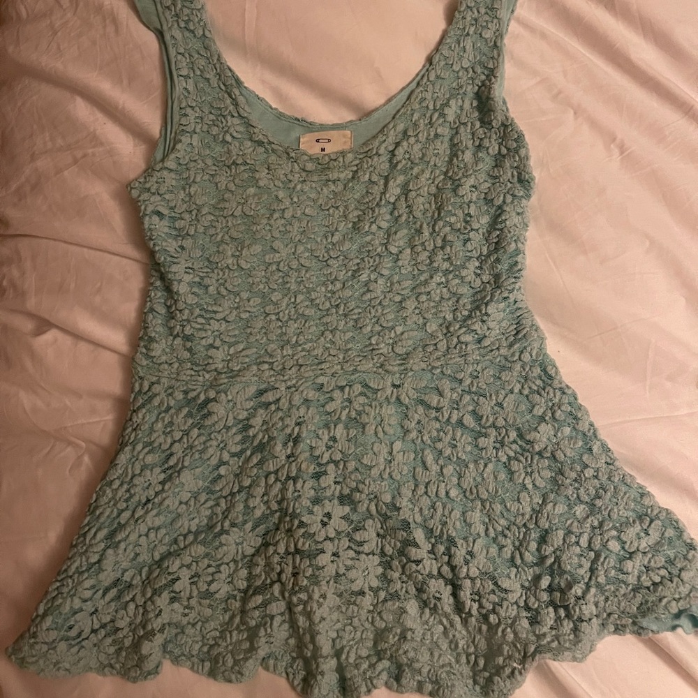 Floral peplem tank from urban